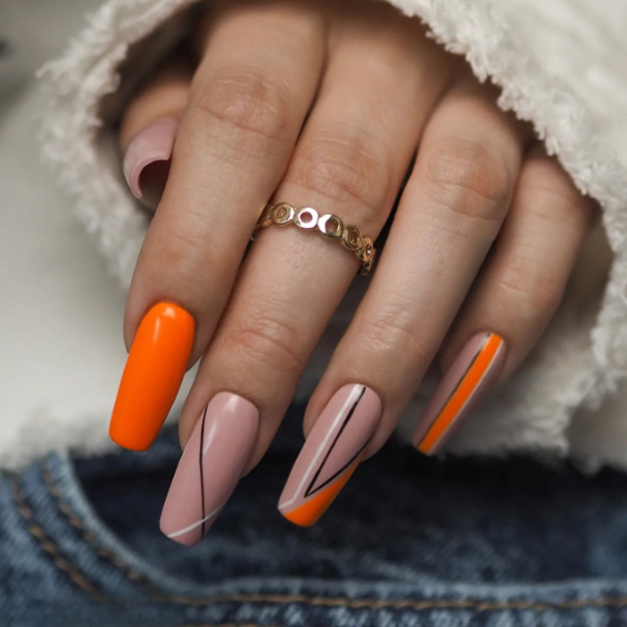 25 Nail art geometrica colorata idee